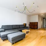 Apartament 100M2 - 2 Sypialnie, 2 Lazienki, Salon, Kuchnia, Taras, Wifi, Rowery